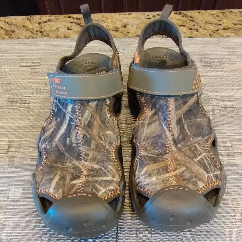 CROCS Swiftwater Realtree Max 5 Camo Sandals Size 9